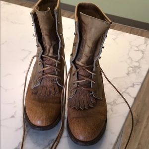 Vintage pair of ladies Justin boots